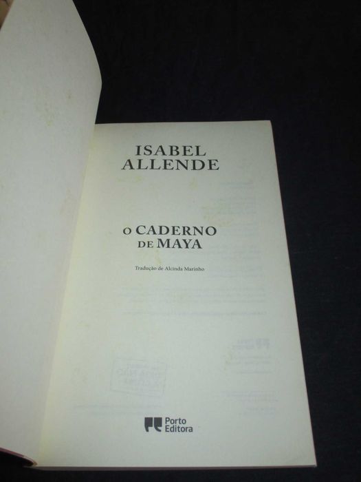 Livro O Caderno de Maya Isabel Allende