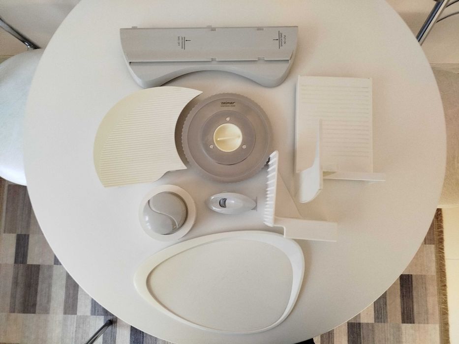 Części do krajalnicy Zelmer.