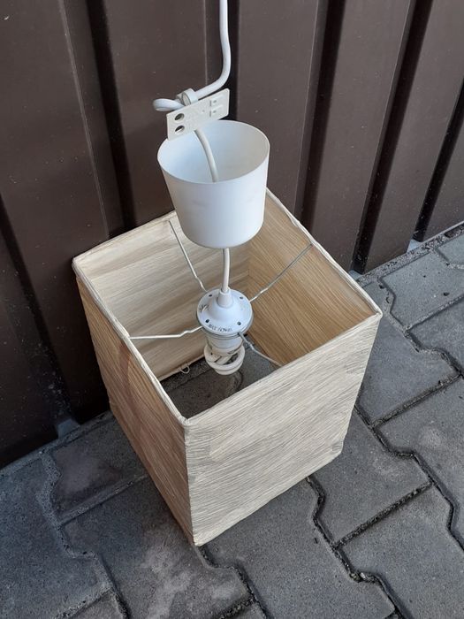 Lampa wisząca wewnętrzna