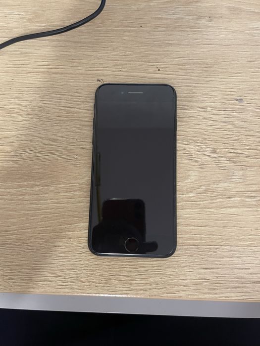 iPhone se 2020 64gb stan bdb