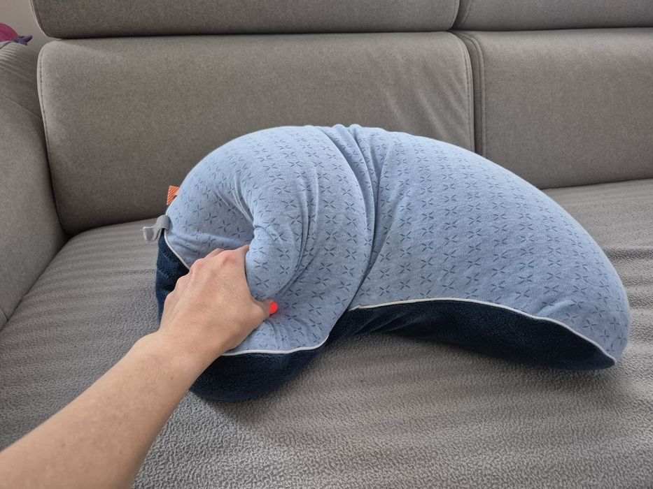 Oddam poduszkę do karmienia Snooze baby