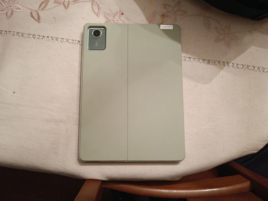 Lenovo tab m11 com capa e caneta