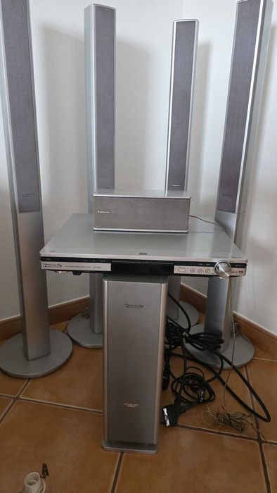 Conjunto de som Surround Home cinema da Panasonic SA-HT850