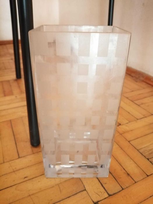 ładny wazon szklany