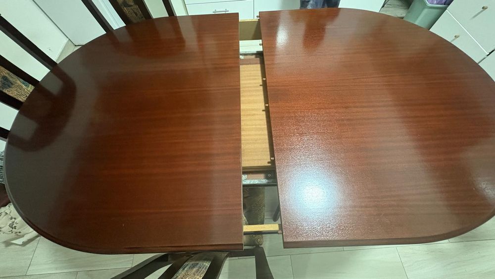 Mesa de jantar 4 cadeiras