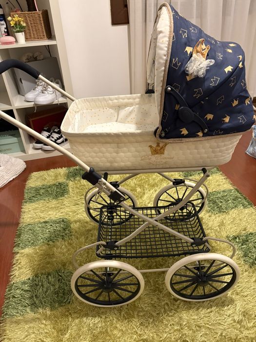 Carrinho de  passeio de bonecas