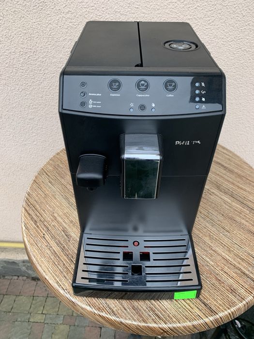 Кофемашшина Saeco Philips HD8762