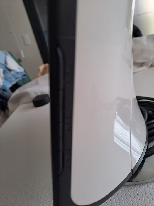 Monitor LG a funcionar