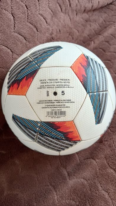 adidas tiro pro (rozm. 5 mało używana)