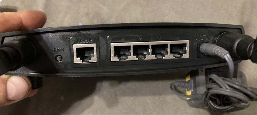 Роутер Wi-Fi маршрутизатор Linksys (Cisco) WRT54GL