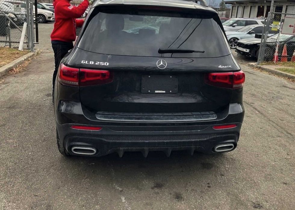 Mercedes 247 glb бампер кришка багажника разборка