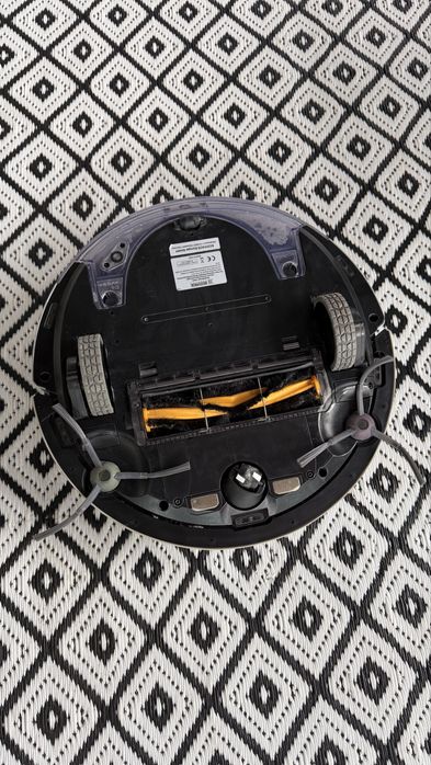 Robot aspirador Ecovacs Deebot Ozmo 900