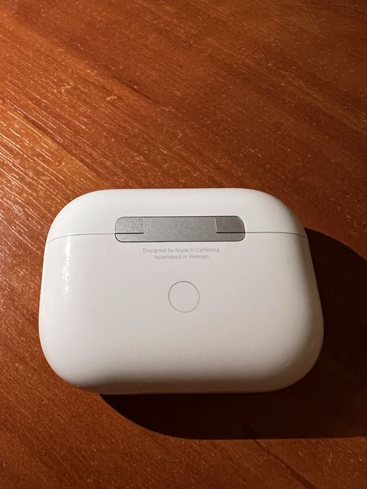 Apple AirPods Pro 1-го покоління