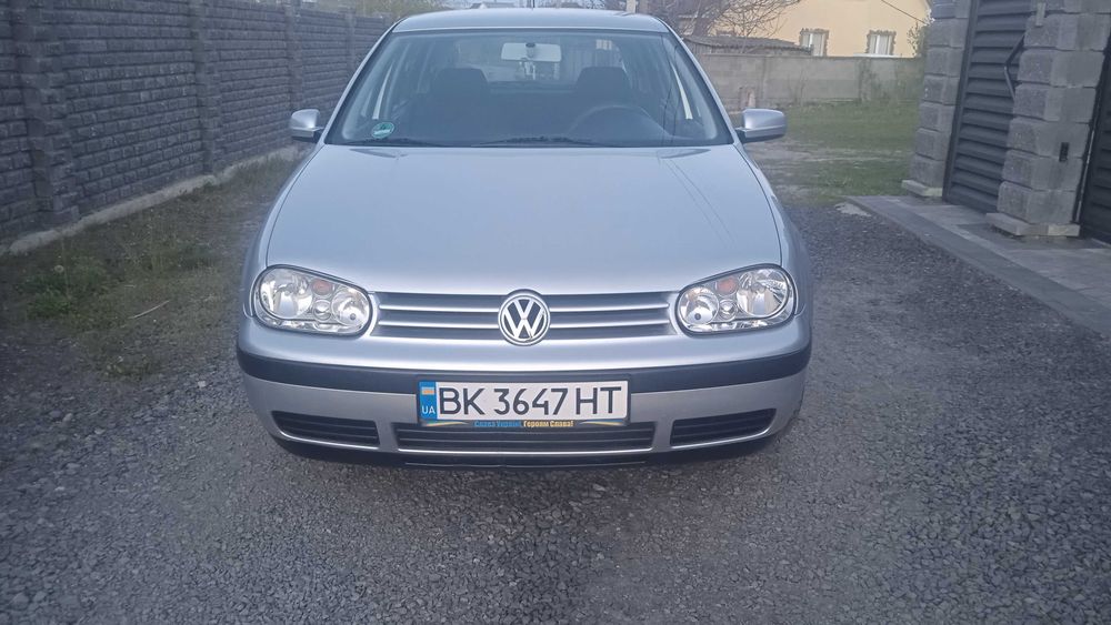 Продам  надійний гольф 4