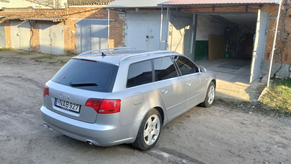 Продаж ауді а4б7