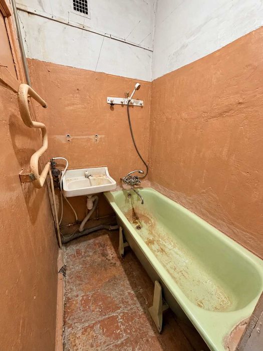 Продаж 3-кімнатної квартири 62 м² у Ромнах, вул. Соборна