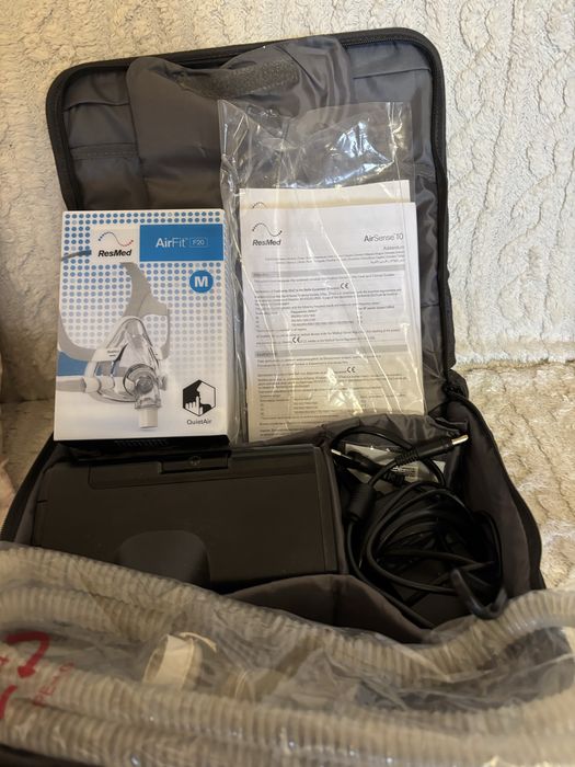 Aparat do leczenia bezdechu sennego AirSense 10 Elite