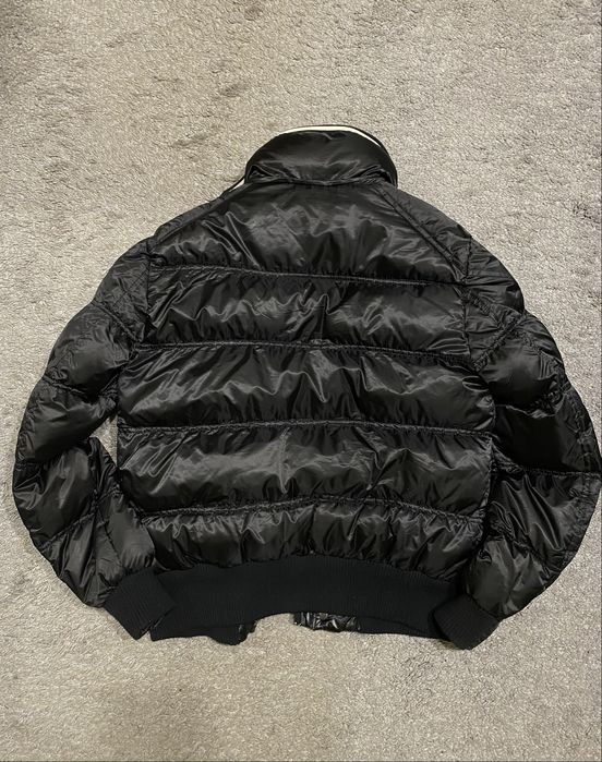 Чоловічий пуховик