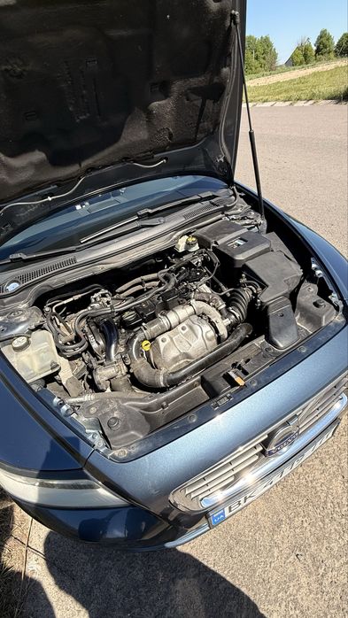 Продам VOLVO V50 2010-2011