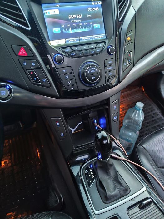 Sprzedaję Hyundaia. i40 kombi