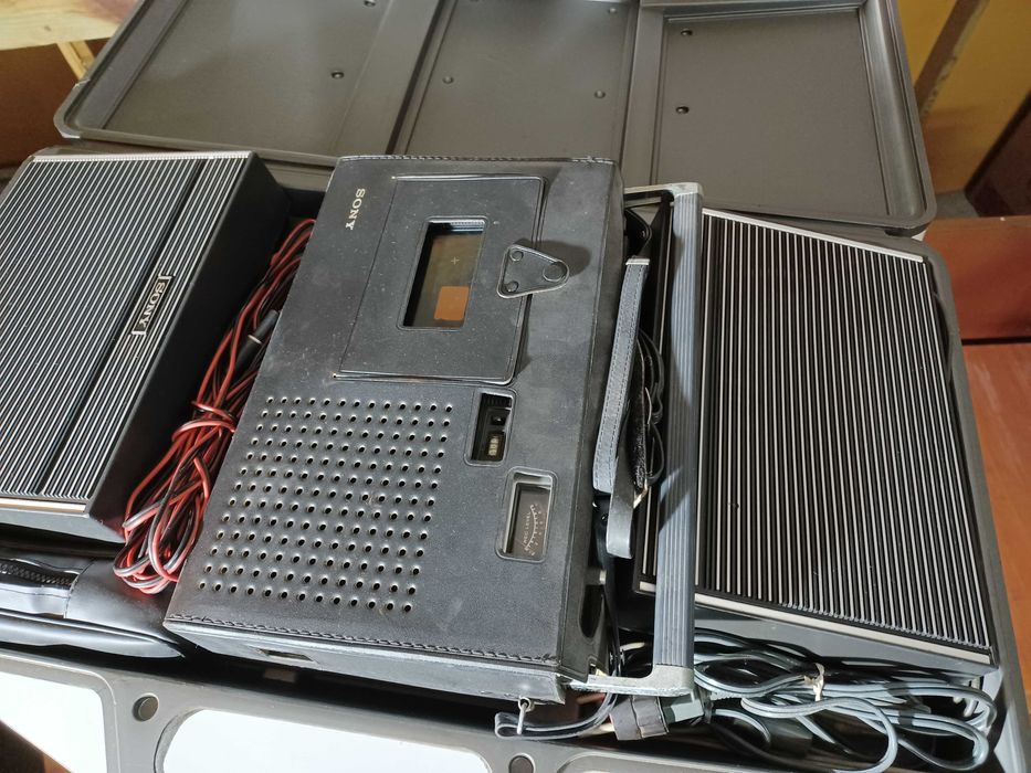 Vintage SONY TC-126 Cassette Player