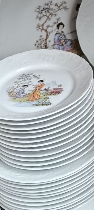 Serviço de jantar 67 peças em porcelana  Quinta Nova