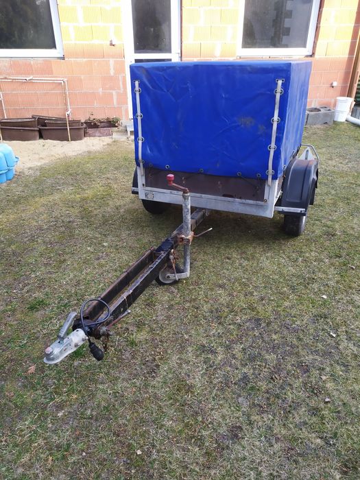 Sprzedam  przyczepkę oś skrętna
