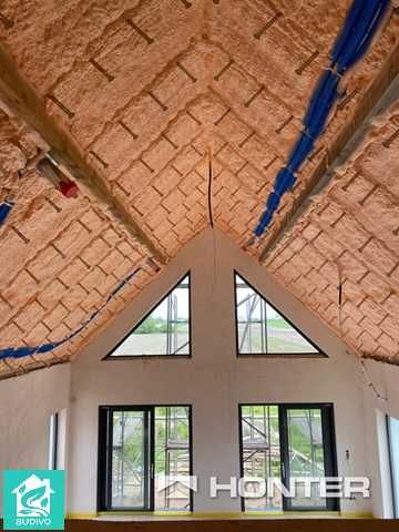 Ocieplenie poddasza Piana PUR lub Celuloza-  stropy, dachy, Ciepły Dom