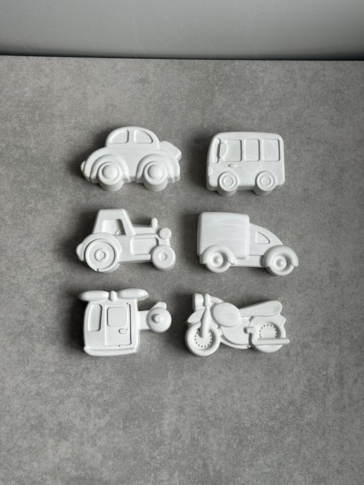 розмальовки, подарунки діткам від іменн