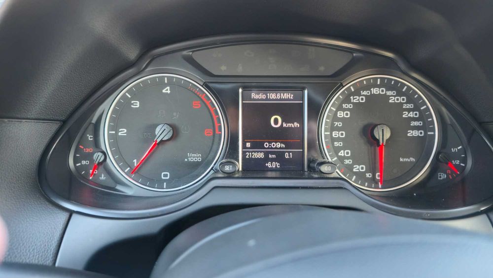 Продам AUDI Q5 2.0 TDI