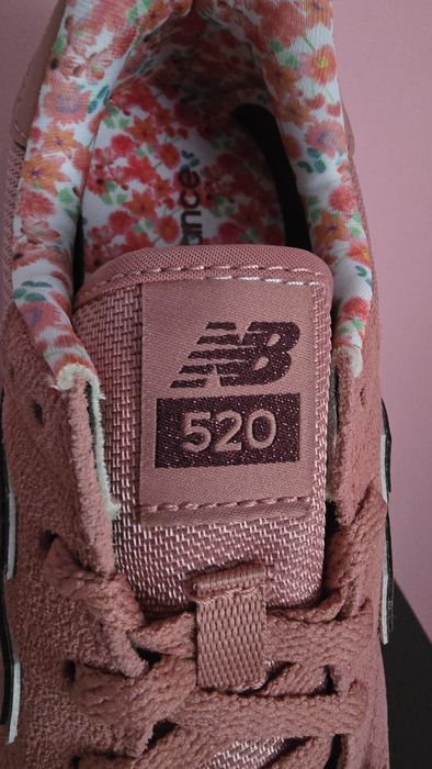 Buty damskie sportowe New Balance rozmiar 37