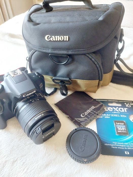 Máquina fotográfica Canon EOS 1300D + extras - Alcabideche - Cascais