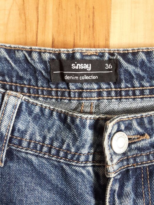 Spodnie jeansowe Sinsay