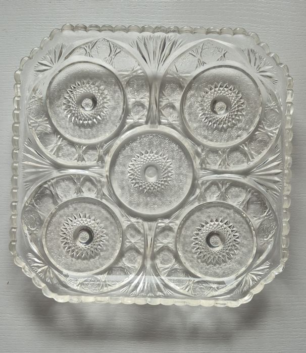 Plastikowa taca 25x25x 3 cm