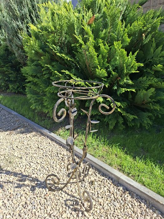 Kwietnik, stojak metalowy