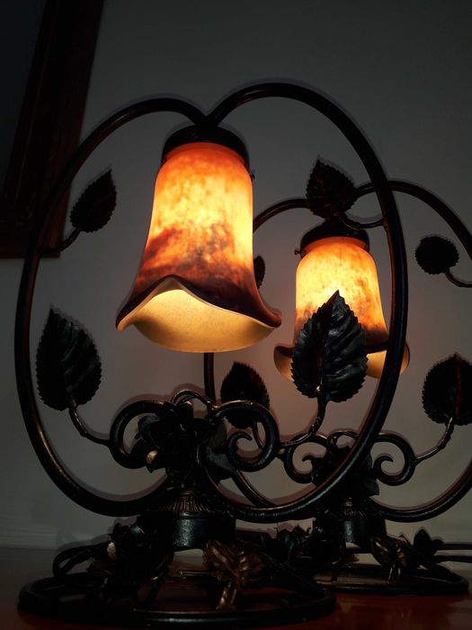 Par de candeeiros antigos Franceses assinados "Lumieres de la ville"