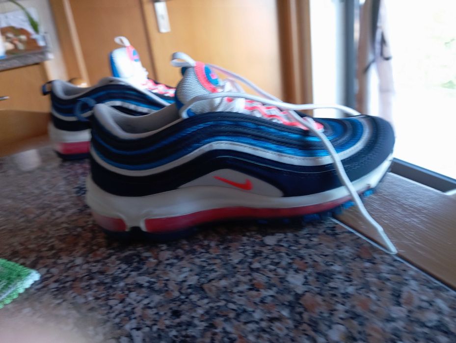 Tênis Nike semi-novos n. 38