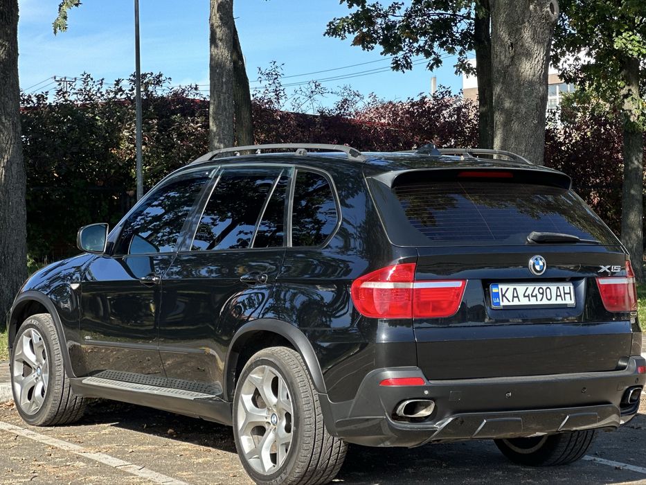 BMW     X5.