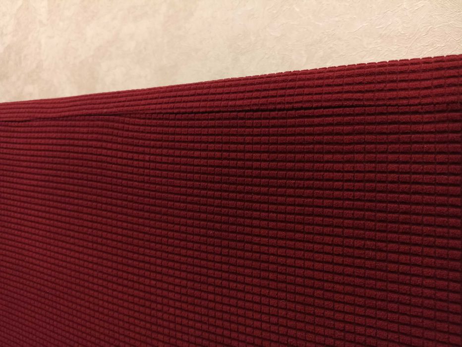 Натяжний еластичний бордовий чохол для 2-місного дивана, софи, канапи