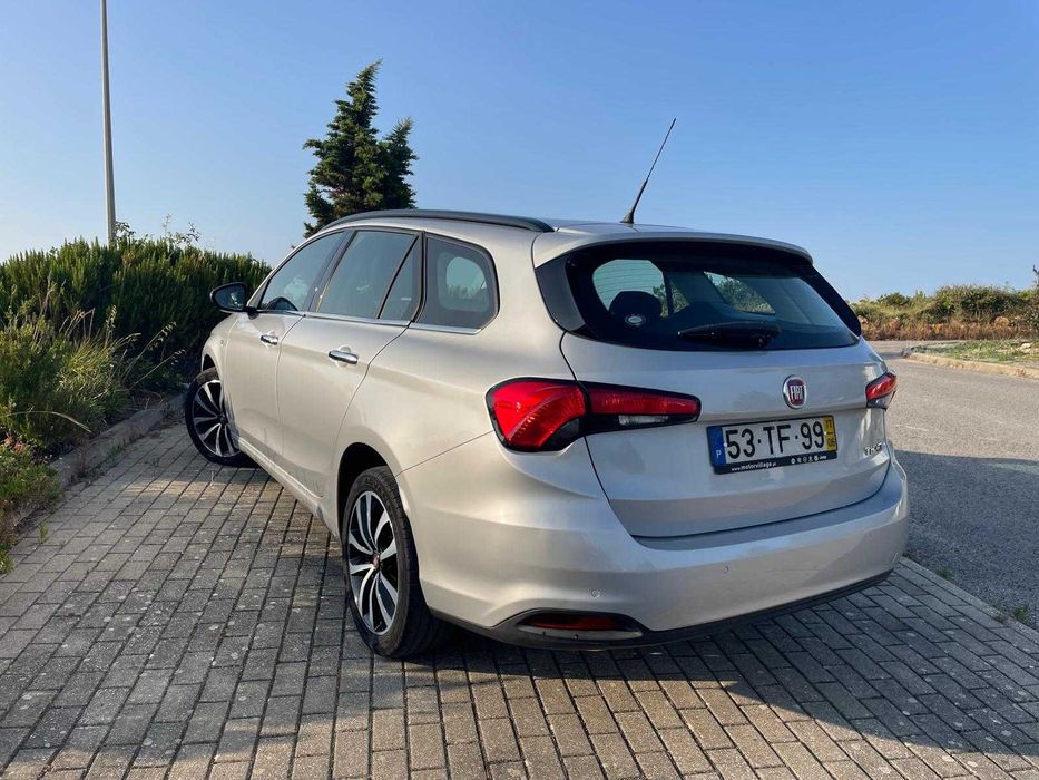 Fiat Tipo Station Wagon 1.6 M-Jet Lounge JLL17