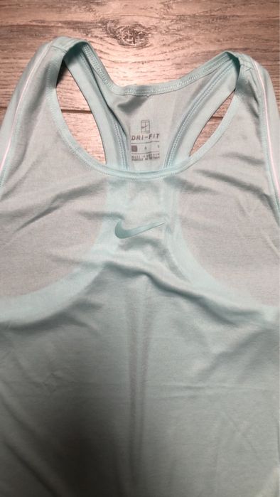 Майка спортивна nike m-l