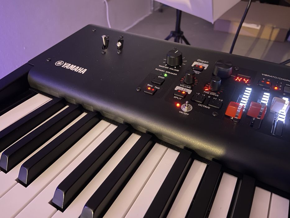 Stage piano Yamaha yc 73