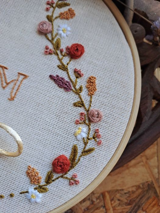 Porta-alianças bordado