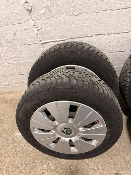 Komplet Kół R14 stalowe skoda 5x100 z kołpakami