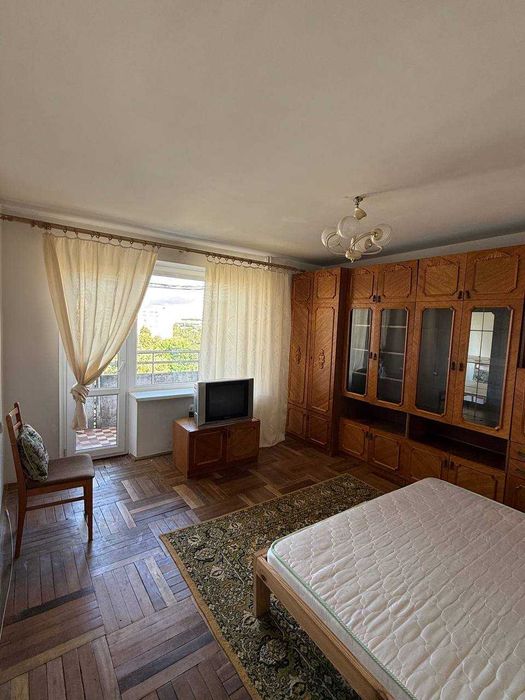 Продаж 1-кв. вул. Сихівська