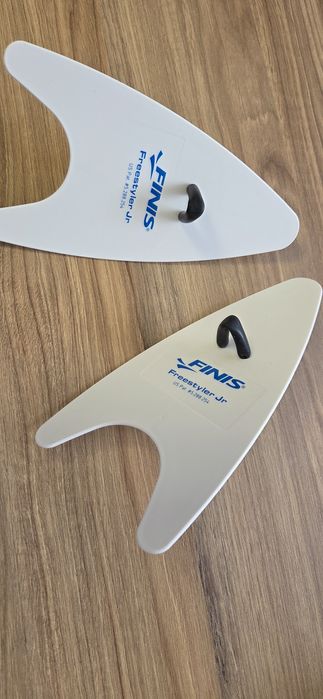 Лопатки для плавання дитячі FINIS Freestyler white