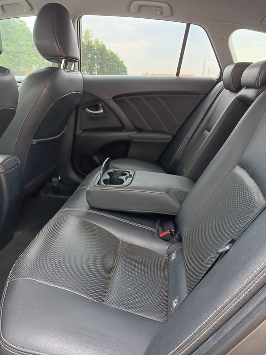Toyota Avensis Touring Sports 1.6 D-4D Luxury – 2016