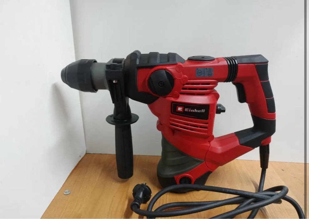 Потужний електричний перфоратор Einhell TC-RH 900