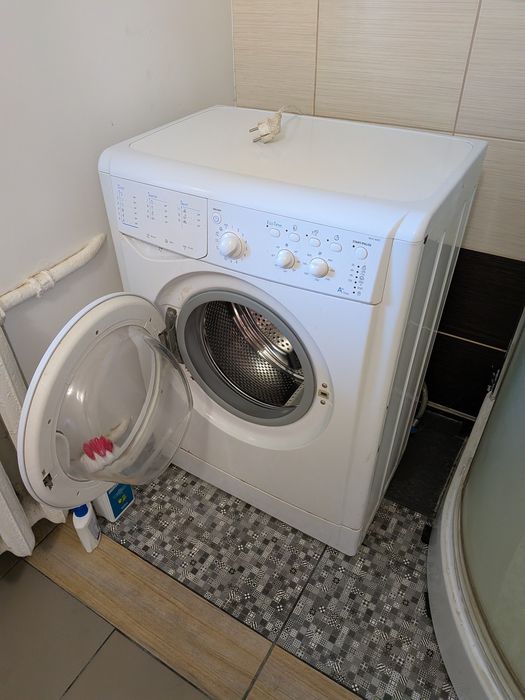 Пральна машина indesit iwsc 4085