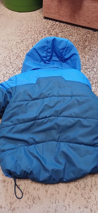 Продам дитячу курточку